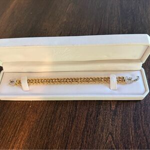 Elegant Gold and Silver Women's Bracelet